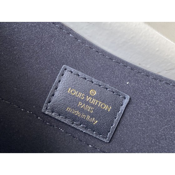 𝐋𝐎𝐔𝐈𝐒𝐕𝐔𝐈𝐓𝐓𝐎𝐍 Hide&Seek handbag M22724